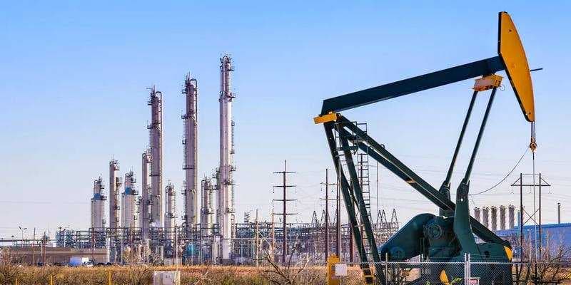 ارتفاع اسعار النفط مدفوعة بتفاؤل ازاء الطلب