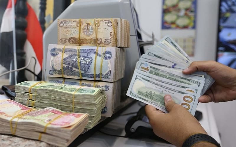 انخفاض اسعار صرف الدولار في الاسواق المحلية
