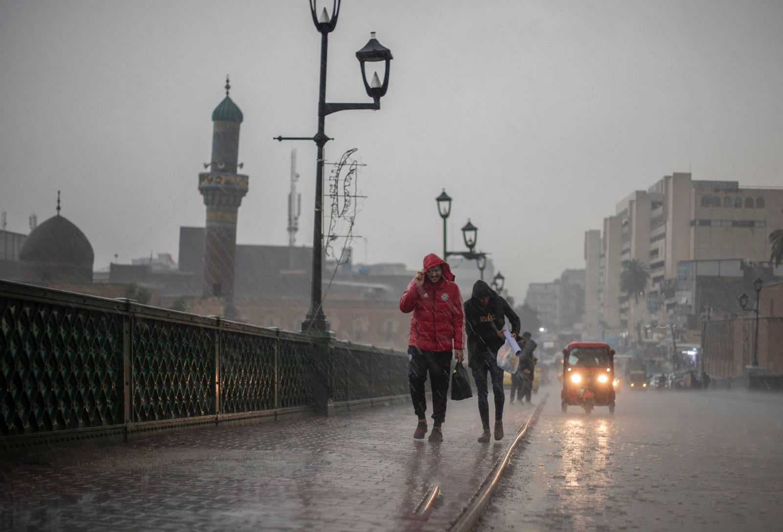 غيوم وامطار وعواصف رعدية.. أجواء عدم الاستقرار تستمر في العراق