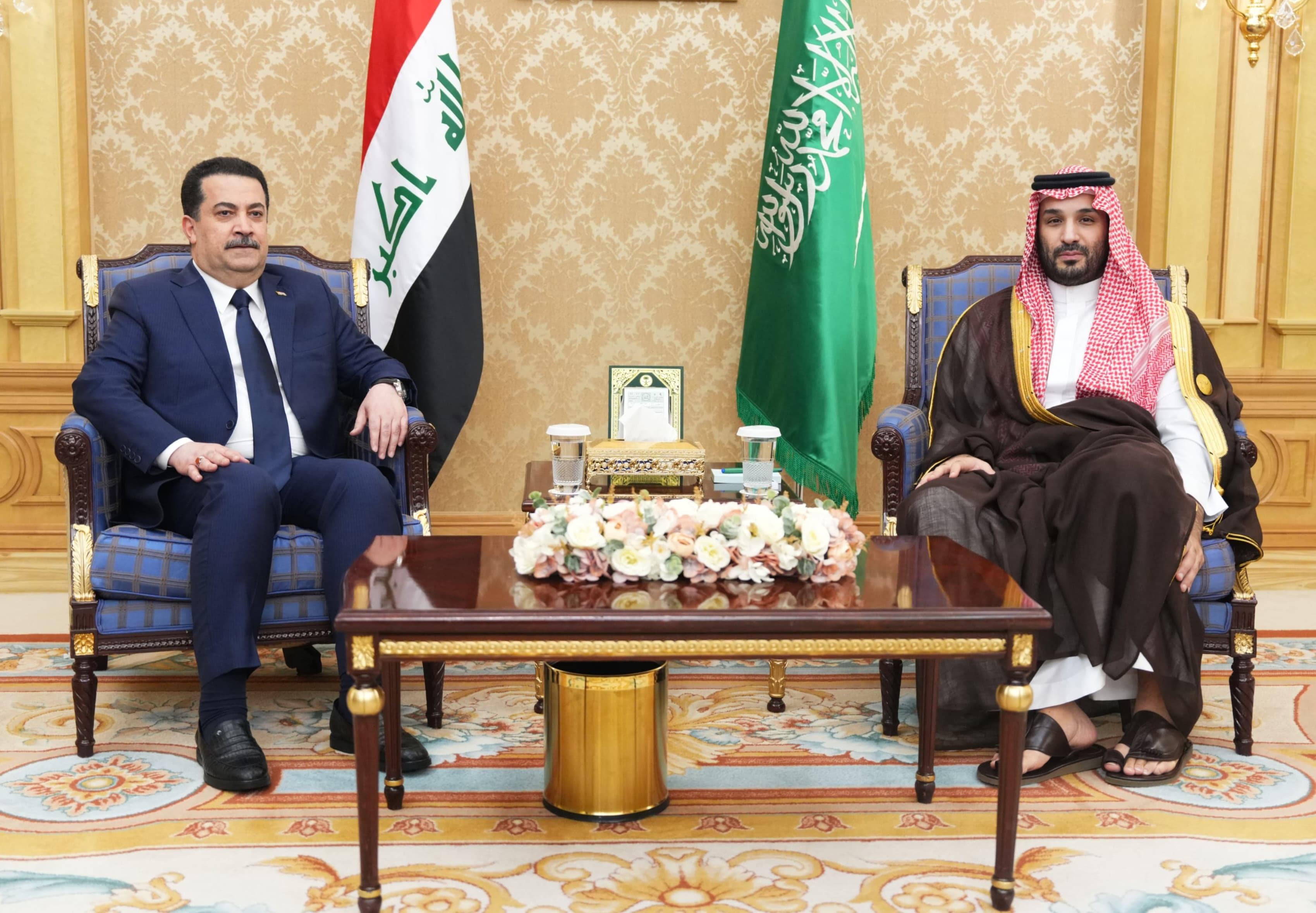 السوداني وبن سلمان يؤكدان ضرورة تنسيق المواقف لوقف الحرب وإغاثة الشعبين الفلسطيني واللبناني