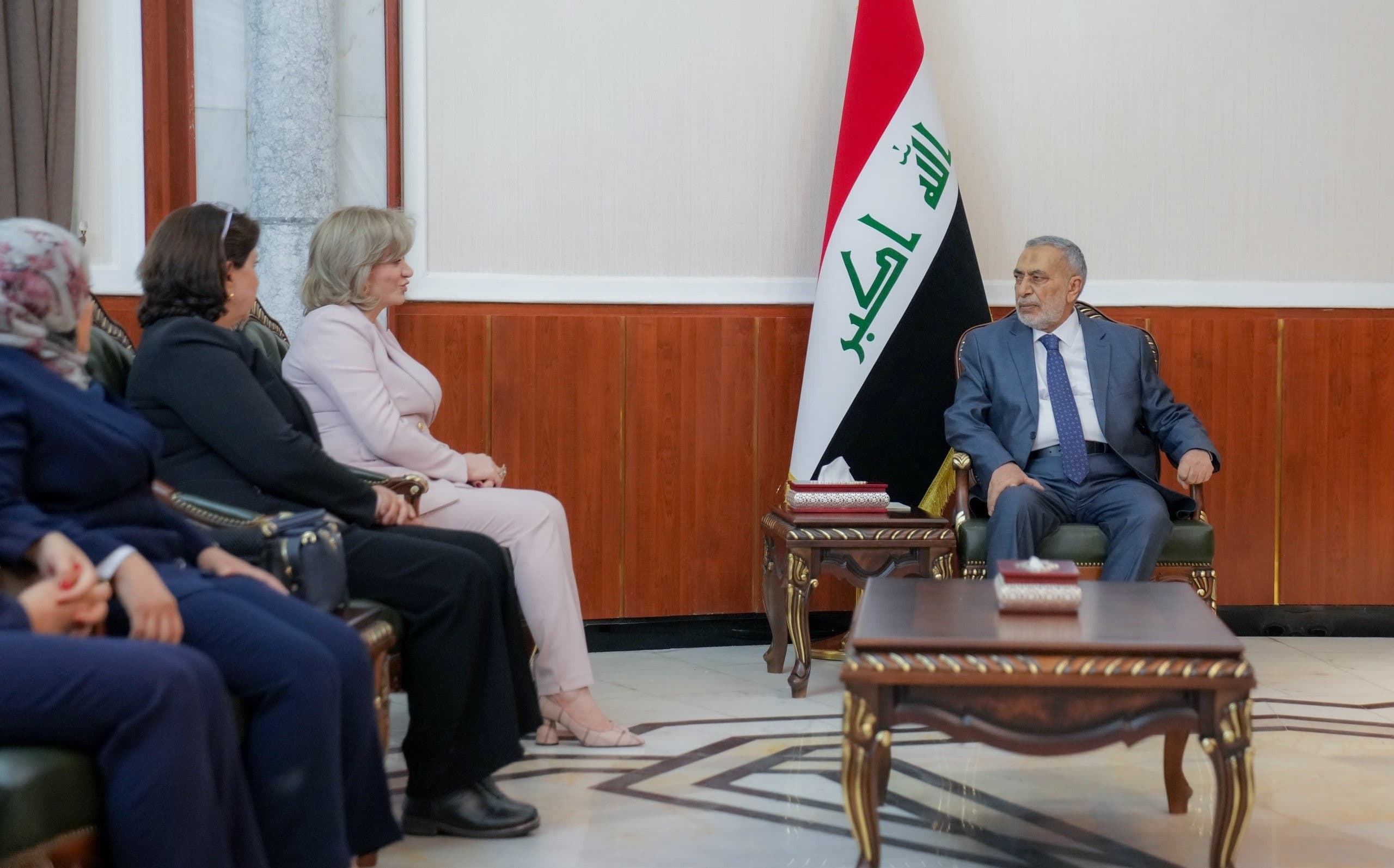 المشهداني: الحل الأمثل هو ترك الحرية للأشخاص في اختيار أحوالهم الشخصية