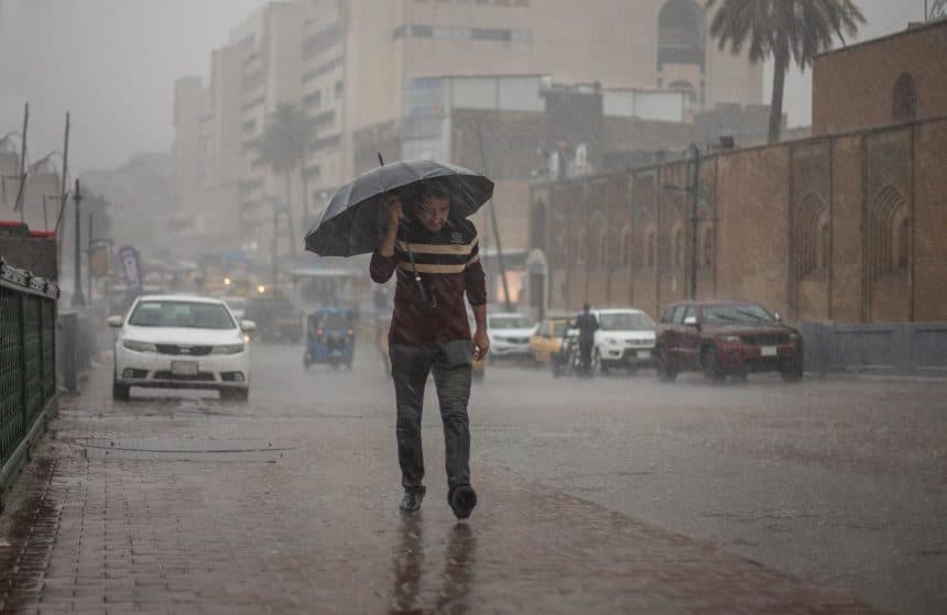 الانواء الجوية.. أمطار رعدية وانخفاض في درجات الحرارة