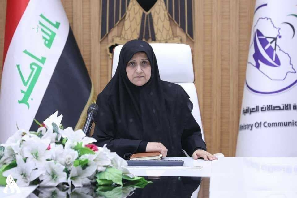 وزيرة الاتصالات: سنفاوض فودافون الأم وليس فروعها الدولية