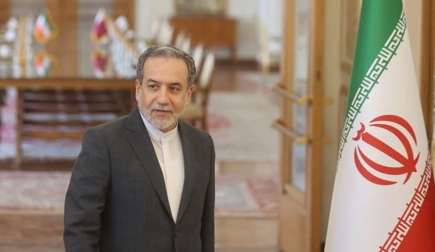 وزير الخارجية الإيراني يصل بغداد