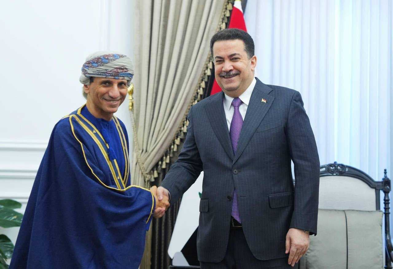 رئيس الوزراء يؤكد وقوف العراق مع وحدة الأراضي السورية
