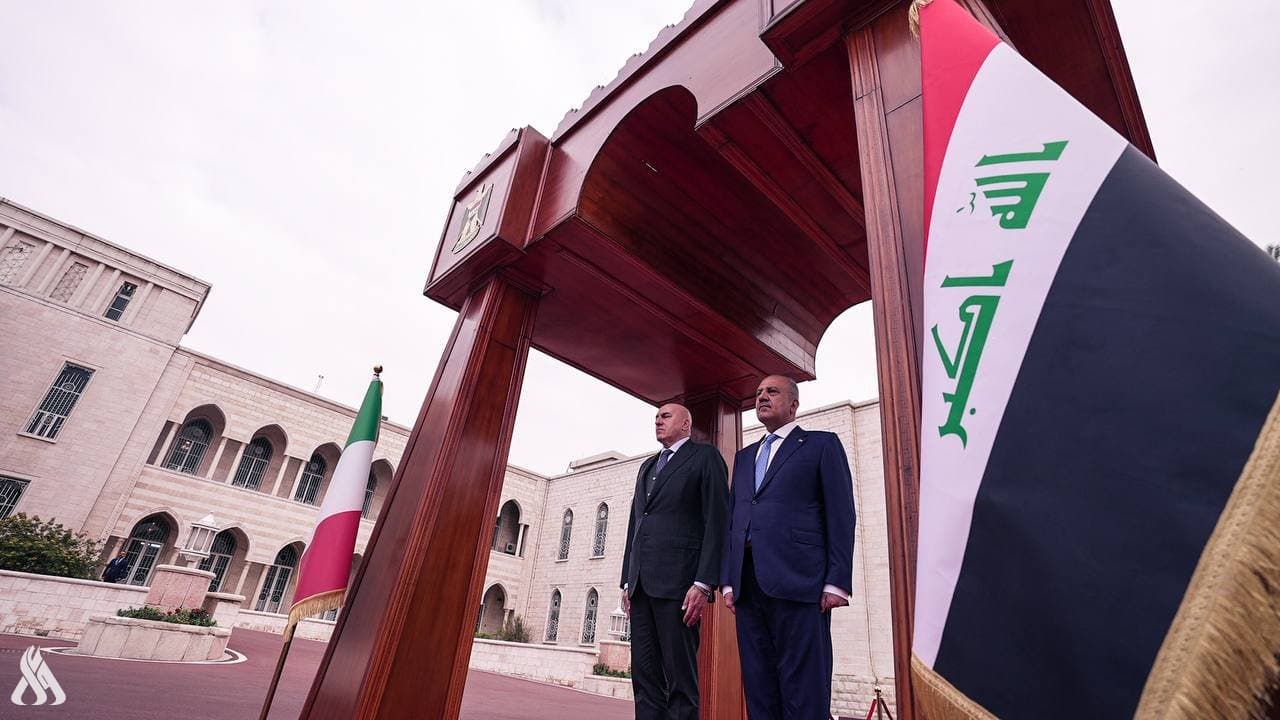 وزير الدفاع يستقبل نظيره الإيطالي في بغداد