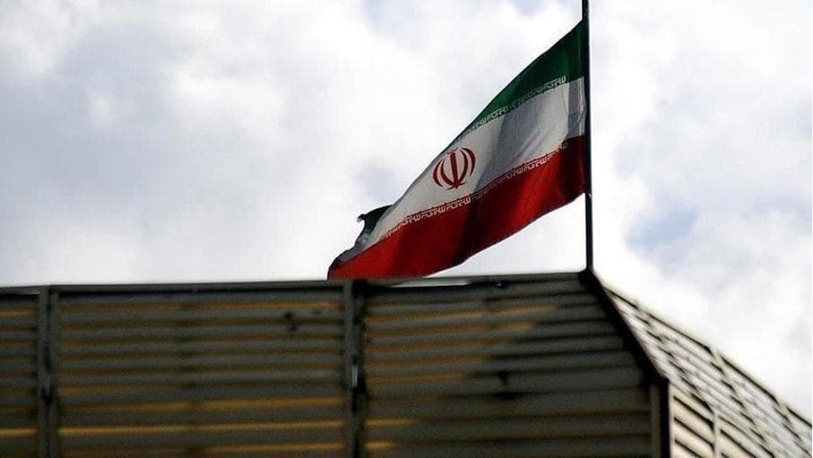 إيران تدعو مواطنيها لعدم السفر الى سوريا