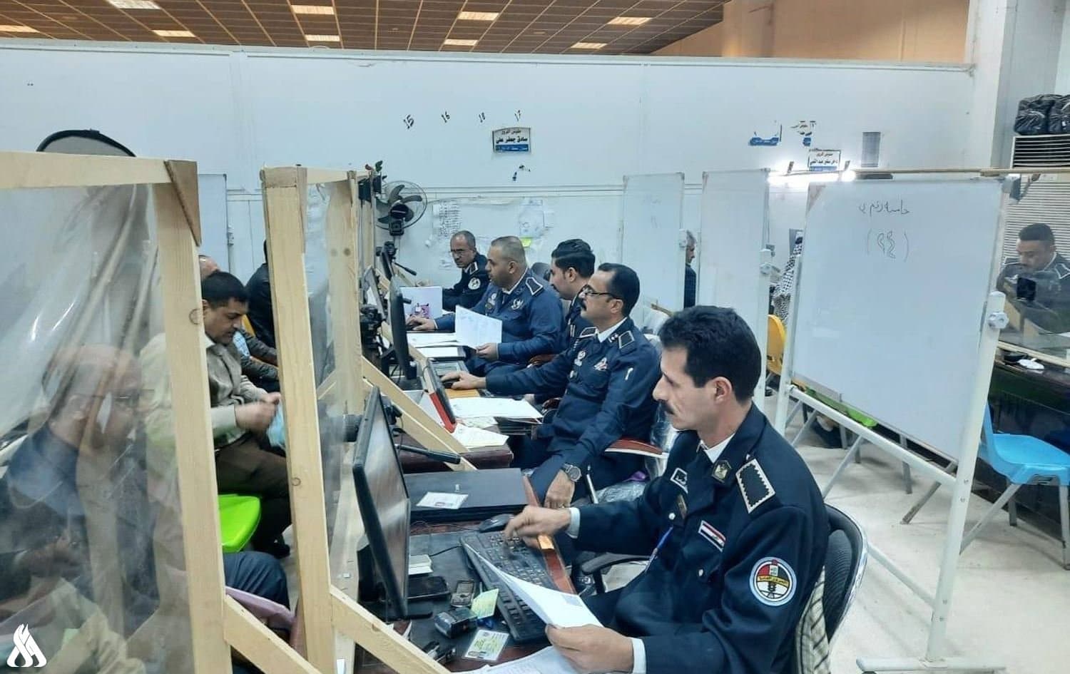 لماذا أوقفت المرور العامة دفع الرسوم ؟