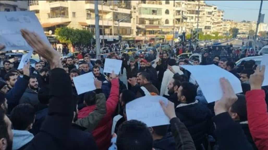 توترات أمنية في سوريا بعد تظاهرات للعلويين احتجاجاً على فيديو مسيء