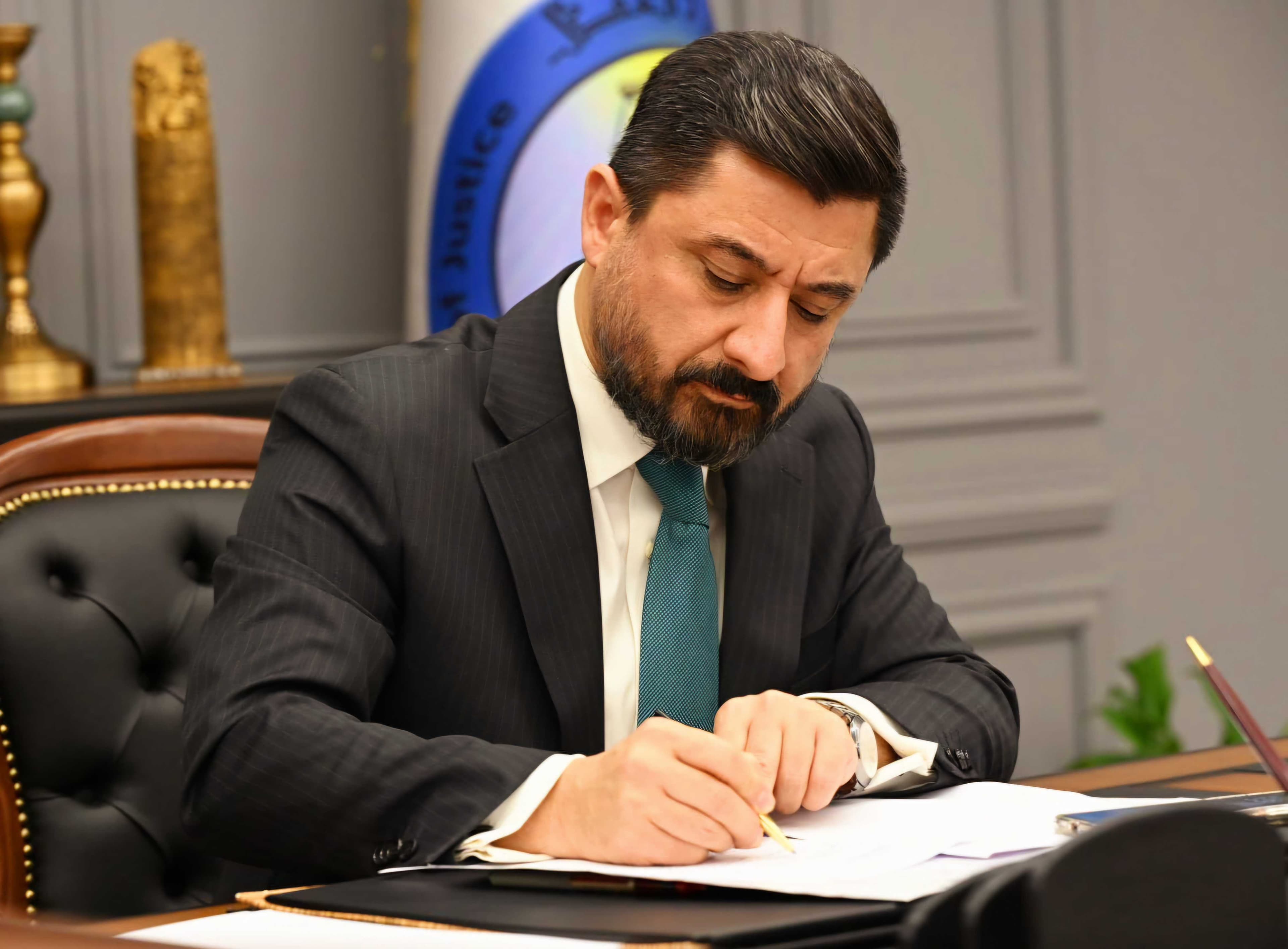 وزير العدل يوجه بإعفاء مدير سجن التاجي