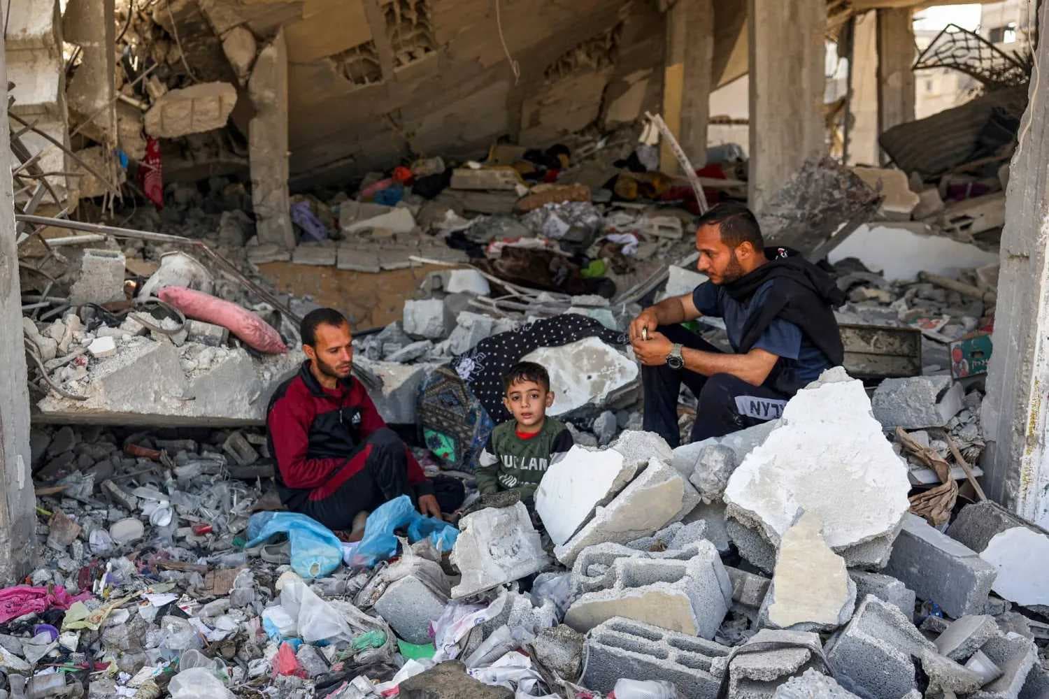 حماس تؤكد جديتها في التوصل إلى اتفاق يحقق وقف العدوان الصهيوني على غزة