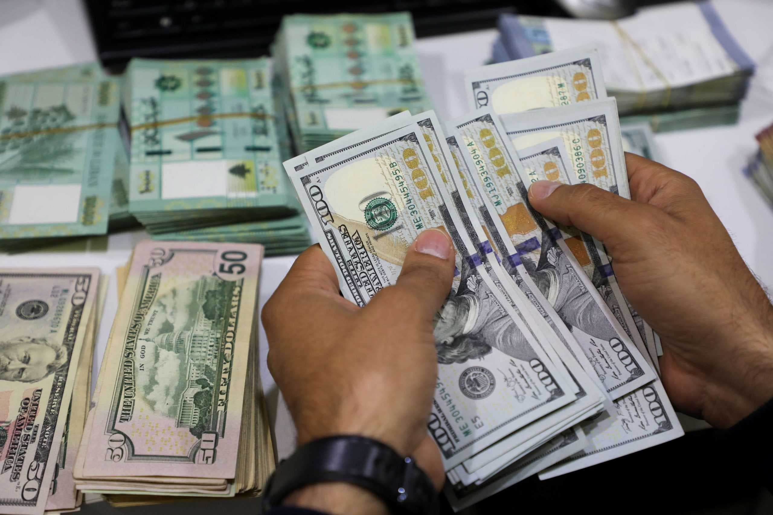 اسعار صرف الدولار اليوم في الاسواق المحلية