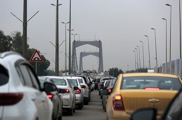 وزير الإعمار: ندعم تقييد دخول السيارات بسبب أعدادها الكبيرة