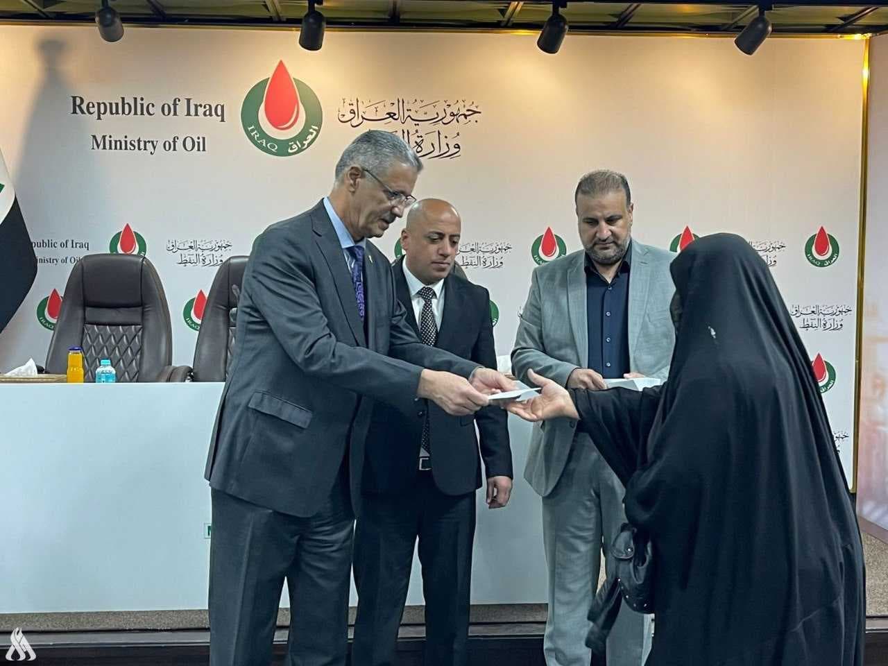بمشاركة 10 وزارات.. إطلاق منح مالية الى العوائل المتعففة