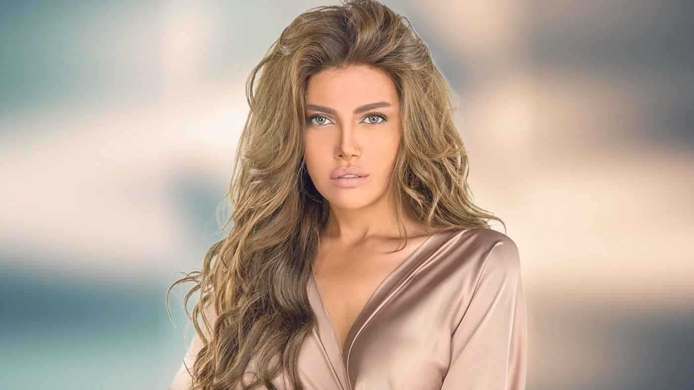 ريهام حجاج تناقش مخاطر الدارك ويب بعد انتحار شقيقتها في أثينا