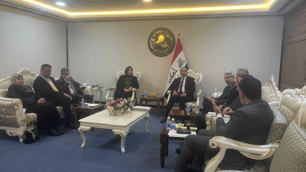 مالية البرلمان: لا تعيينات على الملاك ولا أجر يومي ولا تثبيت للعقود خلال العامين المقبلين