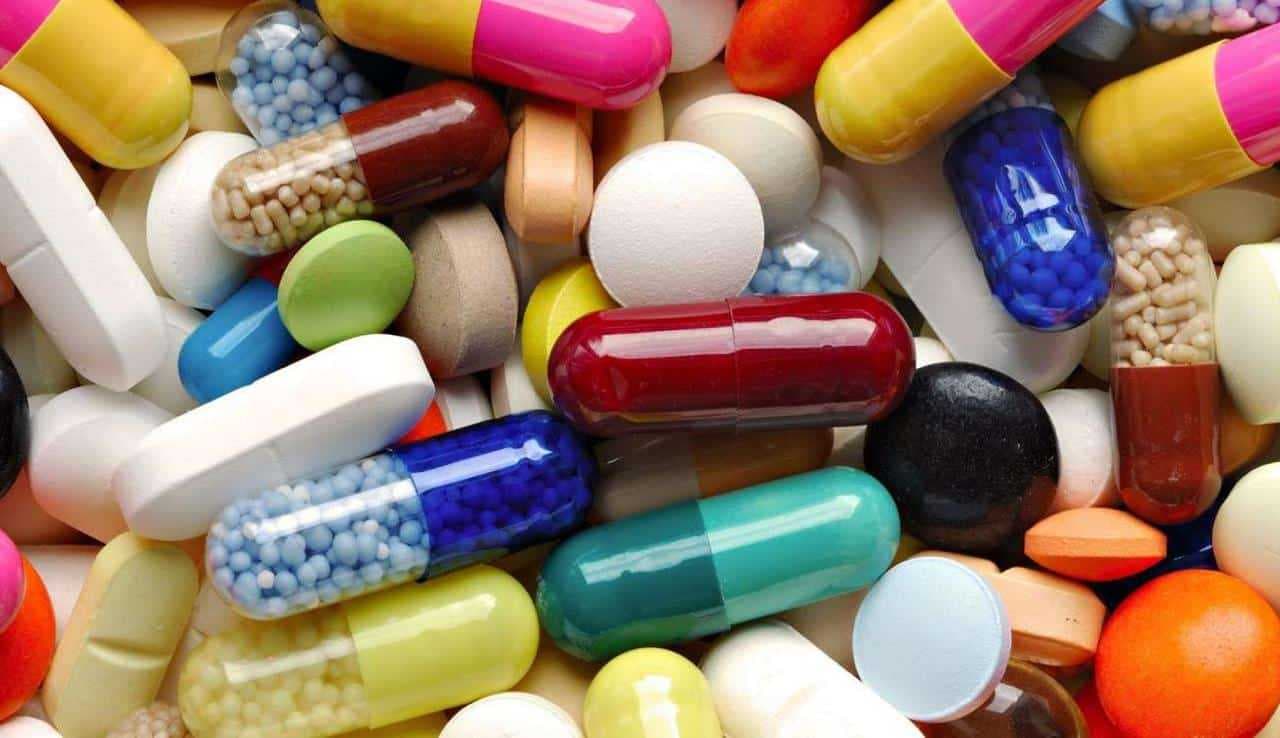 الصحة: إحالة نحو (9) ملايين قطعة دواء مخالفة إلى الإتلاف خلال العام الماضي