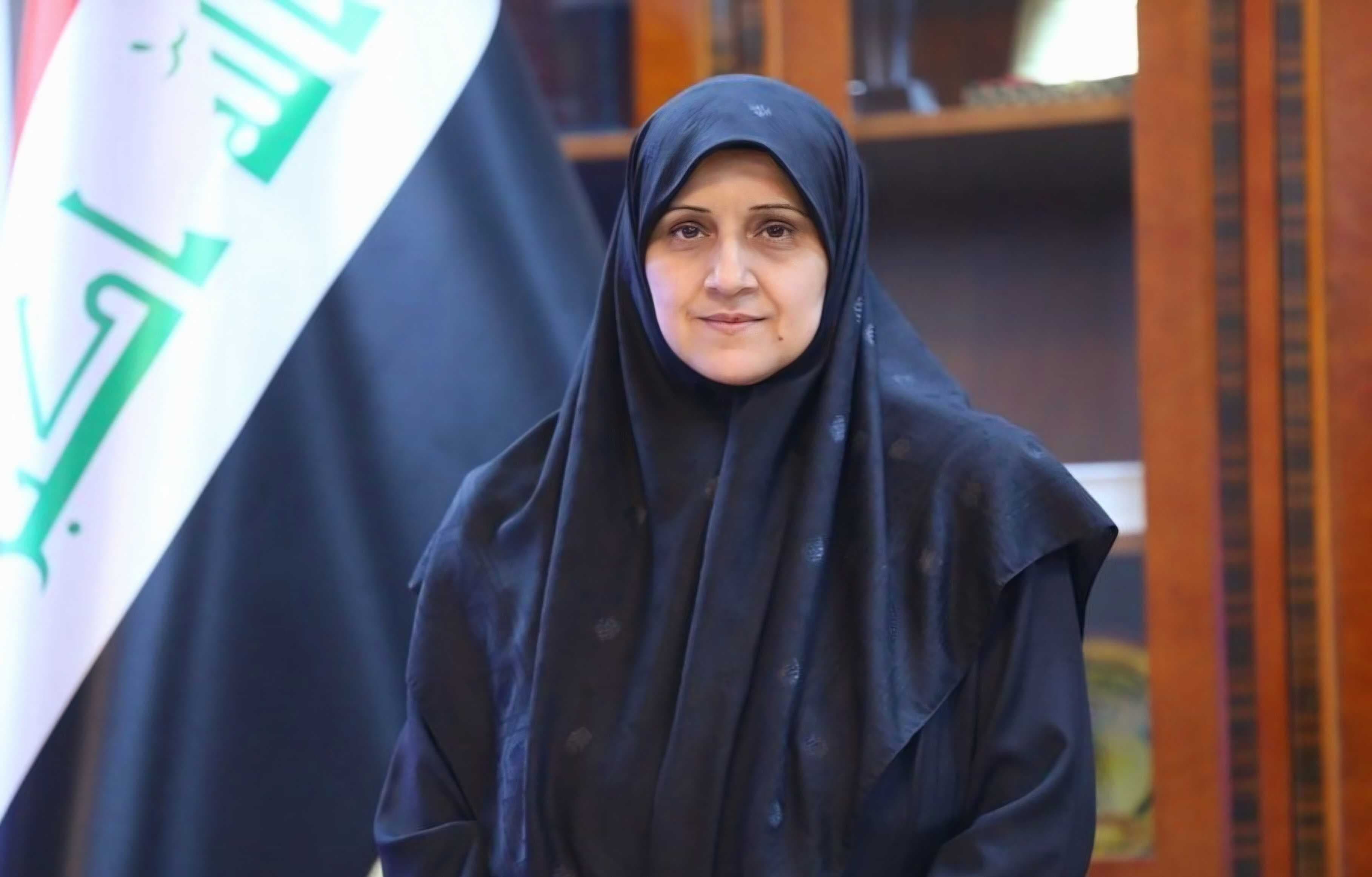وزيرة الاتصالات: لا تهريب لسعات الانترنت حالياً