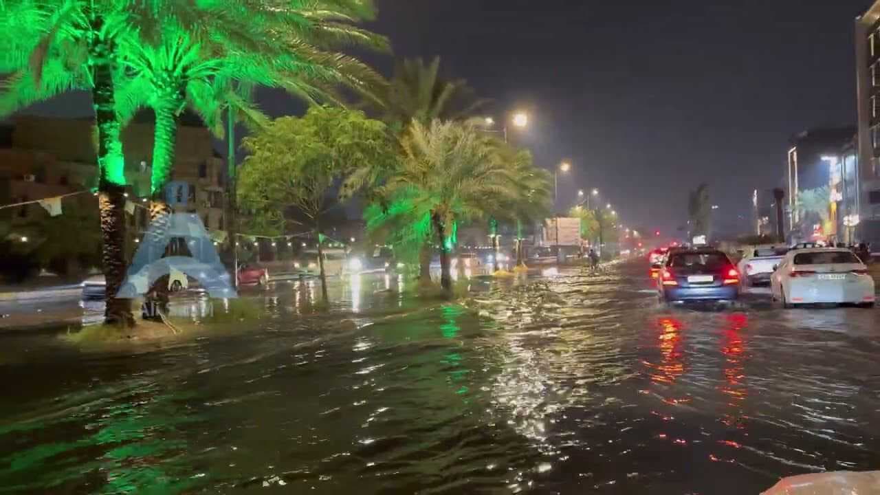محافظة بغداد توجه بشان سحب مياه الأمطار