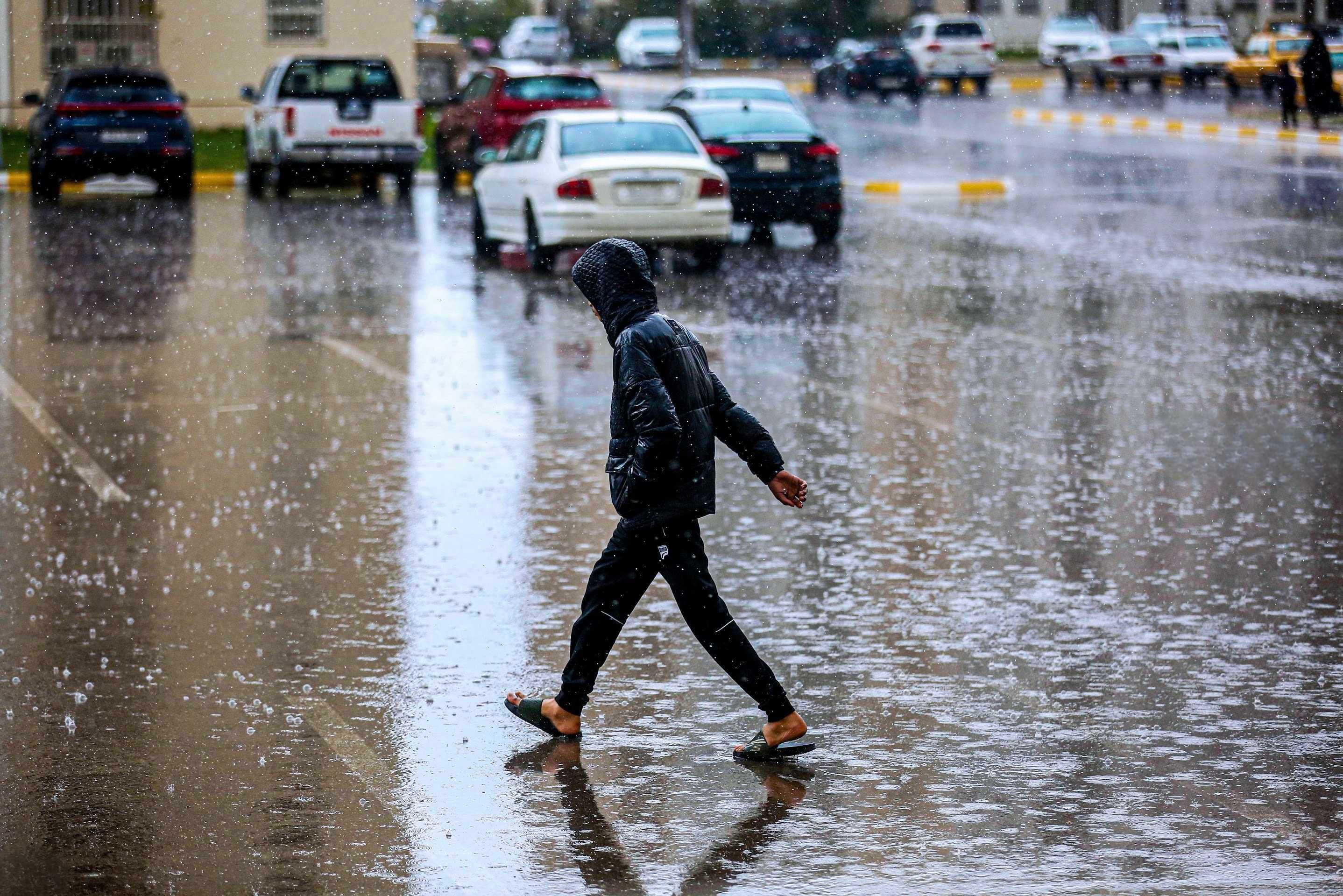 الأنواء: شدة الأمطار ستتراجع بعد ظهر الغد وتنحسر اعتباراً من الأحد المقبل