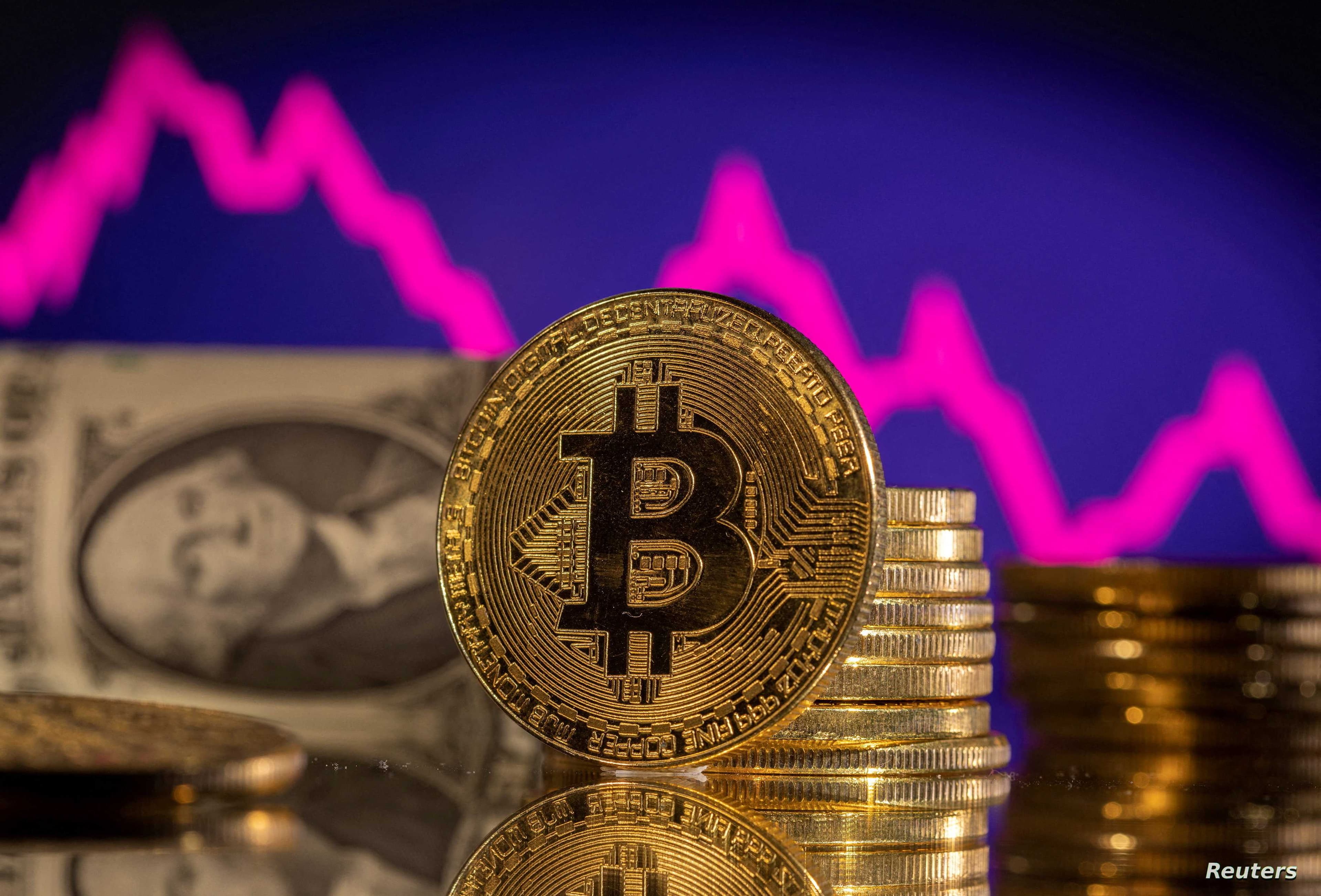 البيتكوين تتراجع مع عزوف المستثمرين