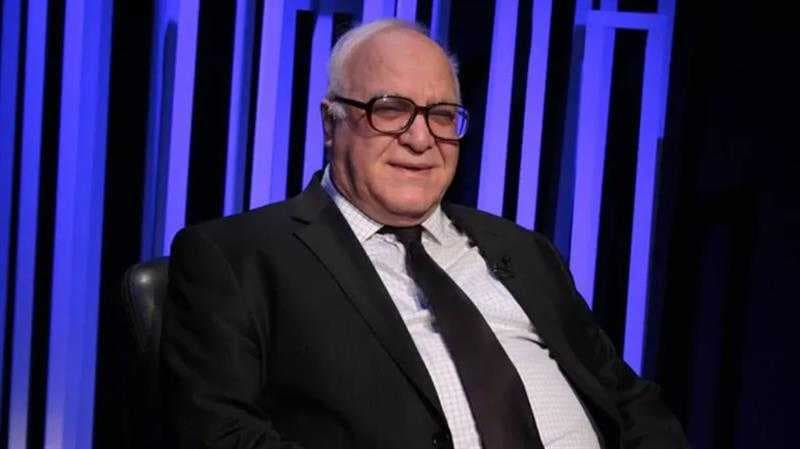 مستشار حكومي: الموازنة عالجت تقلبات أسعار النفط وانخفاضها لن يؤثر على الوضع الداخلي