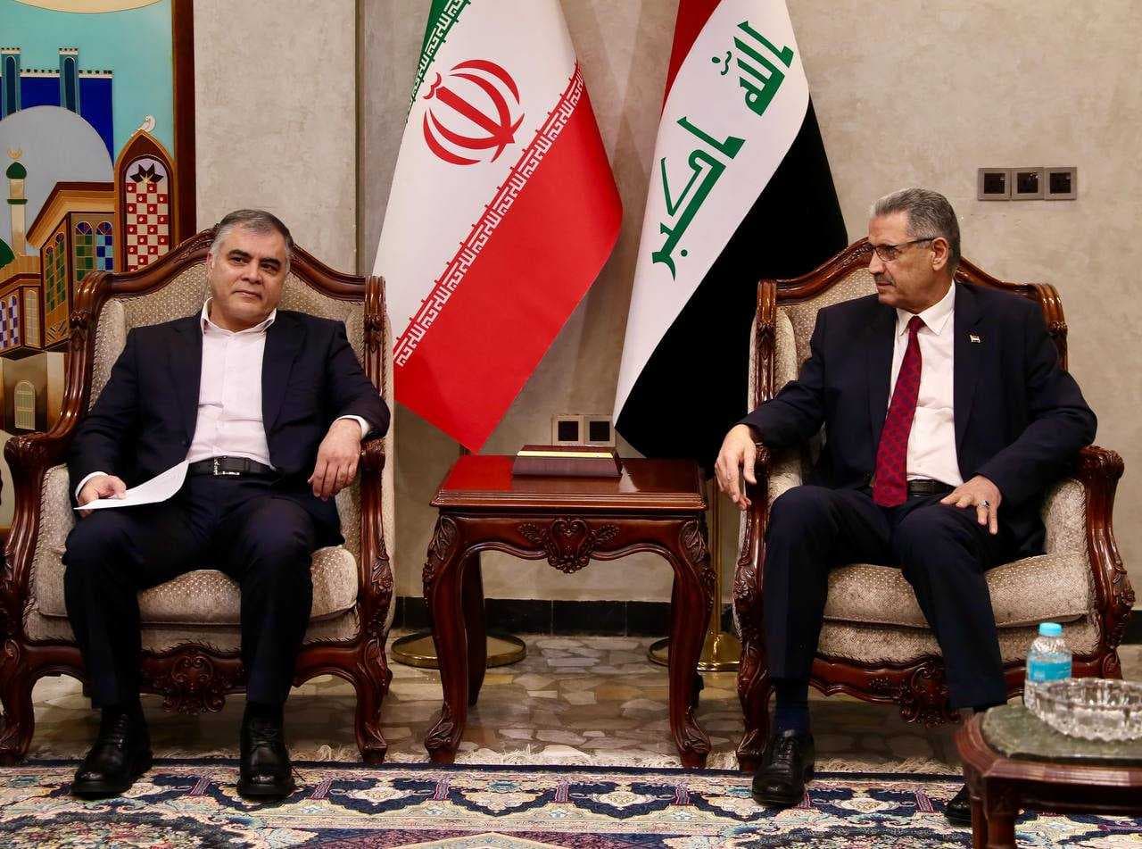 وزيرا النفط العراقي والإيراني يوقعان مذكرات تفاهم لتعزيز التعاون المشترك