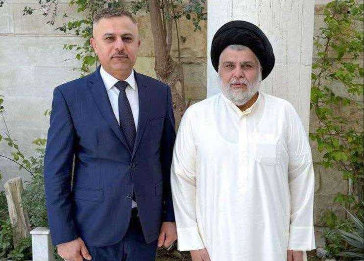 السيد مقتدى الصدر يستقبل وكيل وزير الداخلية حسين العوادي في الحنانة