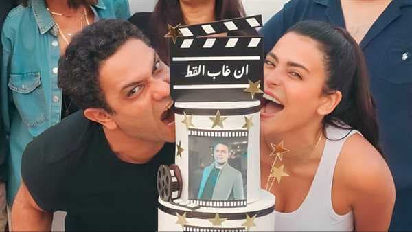 آسر ياسين وأسماء جلال في مغامرة بوليسية كوميدية داخل المتحف في فيلم 'إن غاب القط'