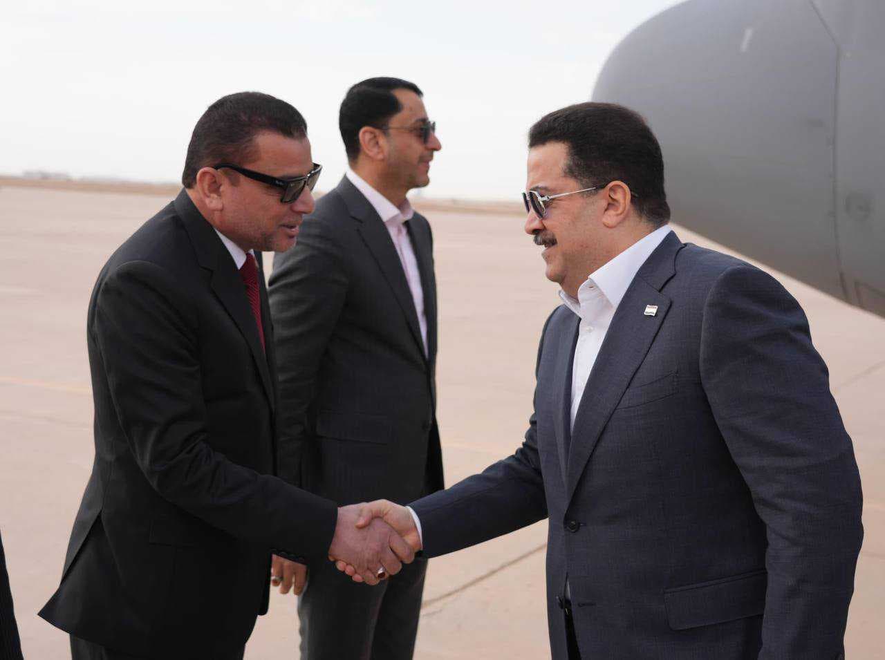 رئيس الوزراء يصل إلى ذي قار