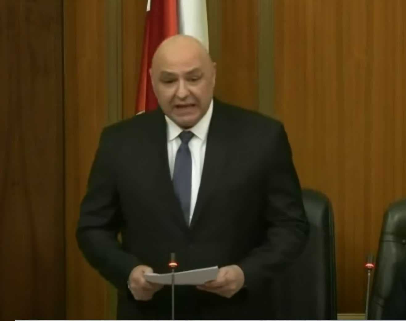 الرئيس اللبناني يدين الغارات الصهيونية على الضاحية الجنوبية ويحذر من التوتر
