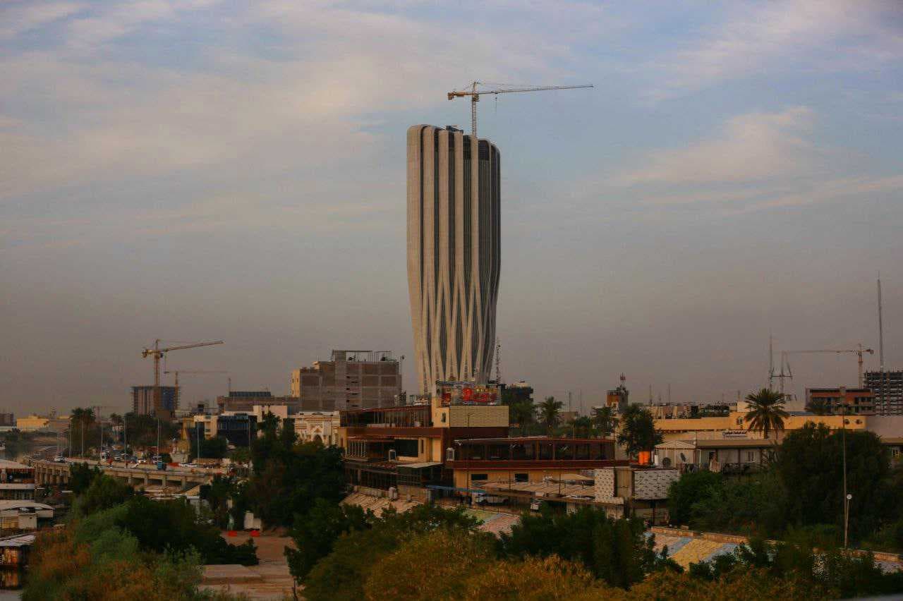 المصارف الحكومية تباشر ببيع الدولار للحجاج بدءاً من الأحد