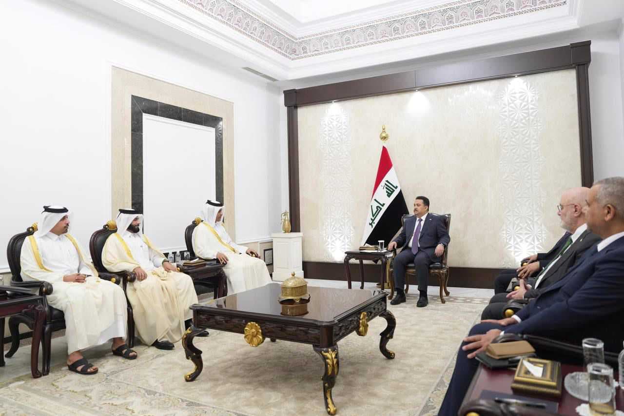 السوداني يستقبل وزير المواصلات القطري