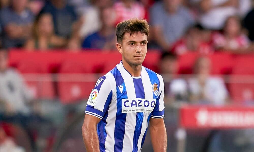آرسنال يحسم أولى صفقاته بخطف هدف ريال مدريد