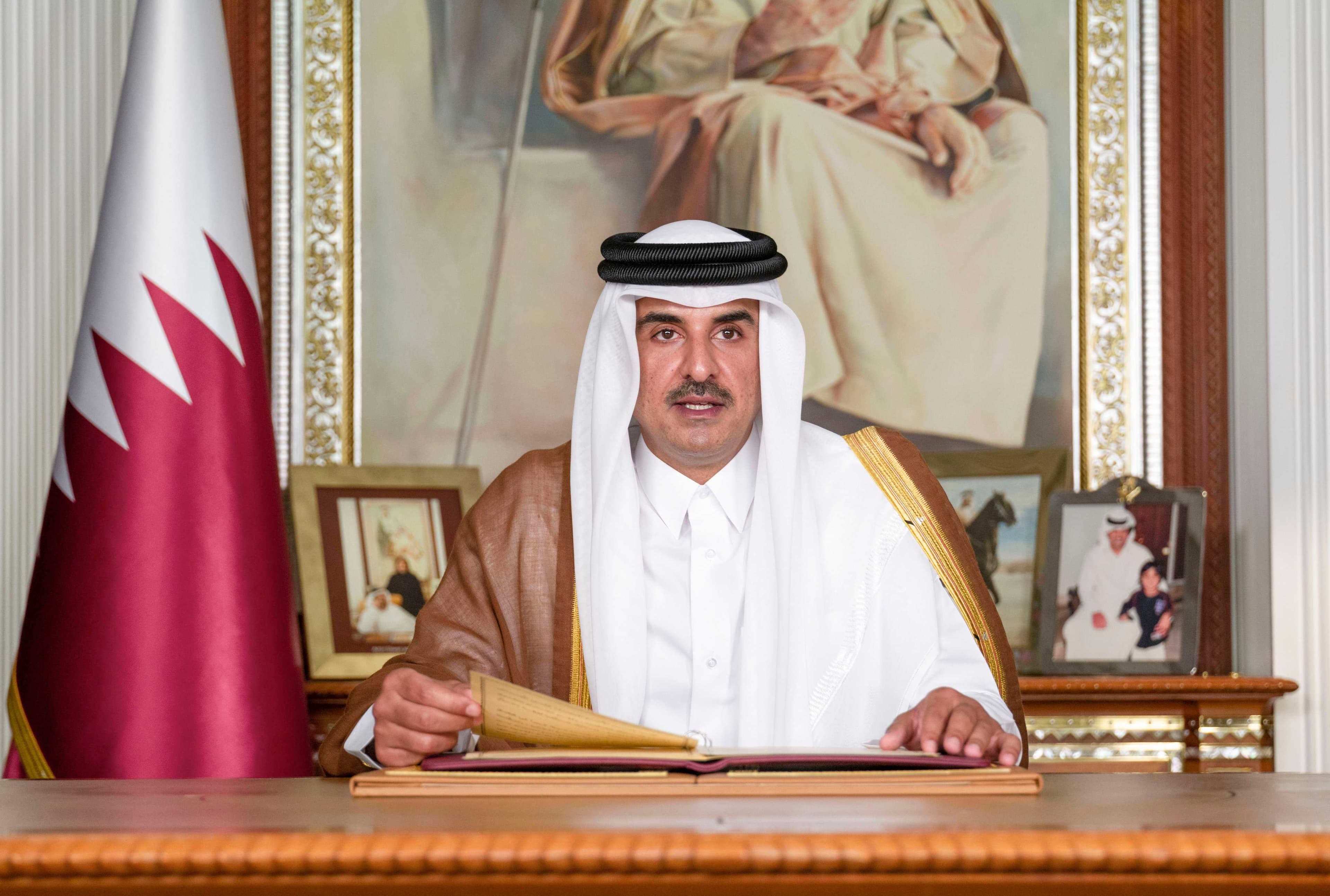 الشيخ تميم يؤكد حضوره قمة بغداد