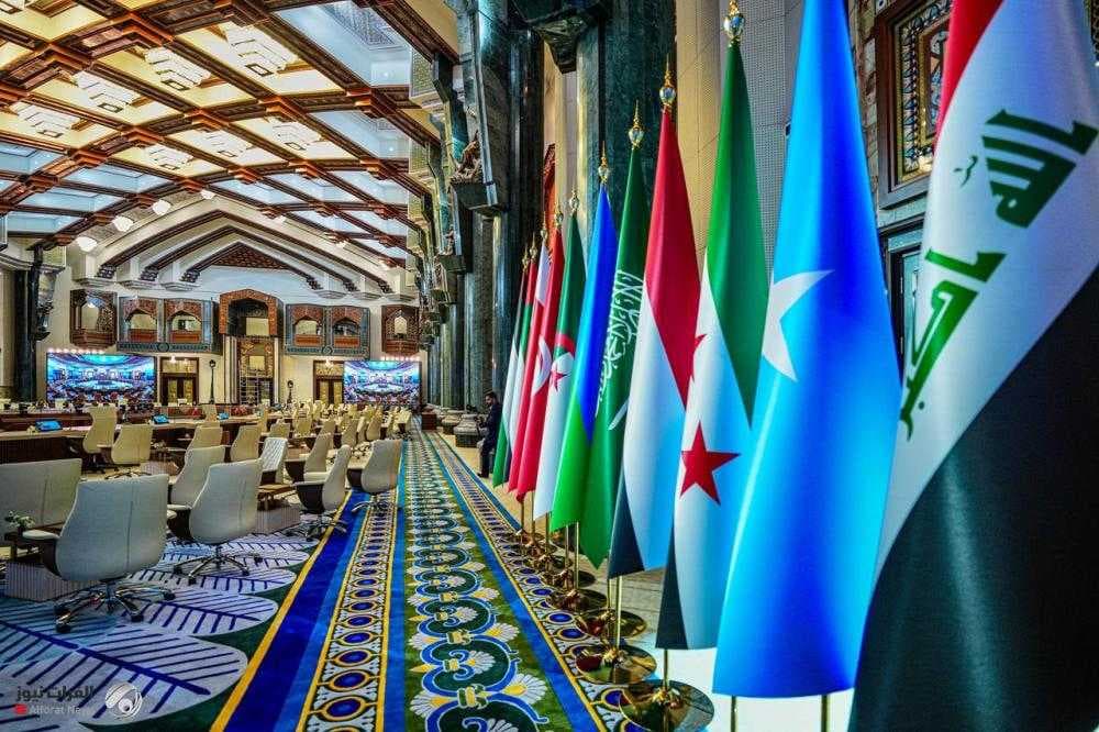 18 مبادرة عراقية أمام ثلاث قمم عربية تُعقد في بغداد غدًا