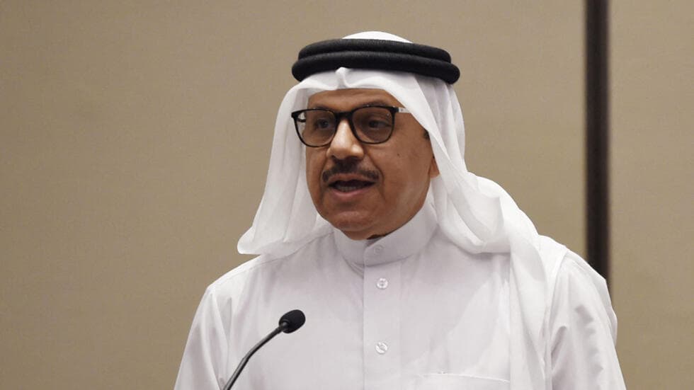 وزير الخارجية البحريني عبد اللطيف بن راشد الزياني يصل إلى العاصمة بغداد للمشاركة القمة العربية