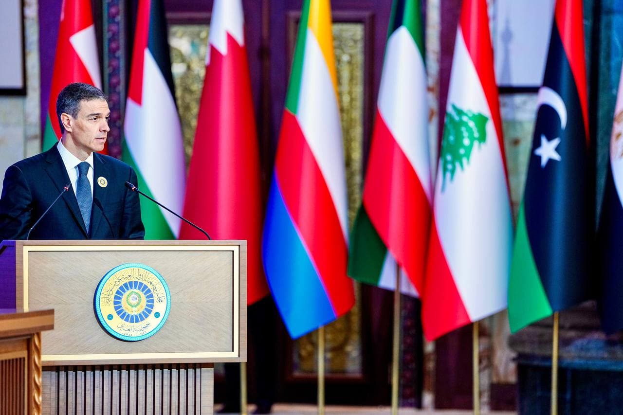 سانشيز: يجب تنفيذ حل الدولتين وهذا يتطلب الاعتراف بدولة فلسطين