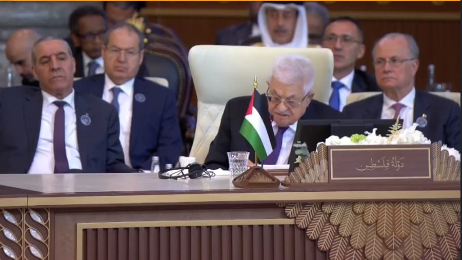 الرئيس الفلسطيني محمود عباس: تتعرض القضية الفلسطينية لمخاطر وجودية وما نواجهه اليوم من جرائم إبادة في غزة جزء من مشروع استعماري