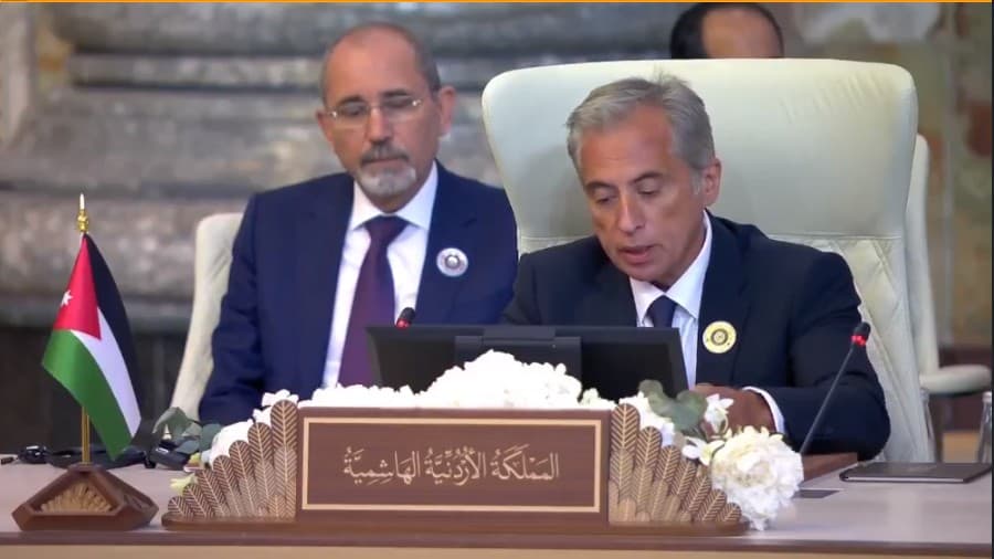 رئيس الوزراء الأردني: ندعو إلى حل عادل للقضية الفلسطينية لضمان مستقبل آمن ومستقر للمنطقة