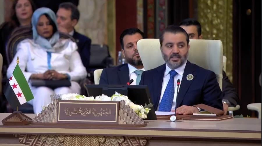 البيان الختامي للقمة العربية يدين الاعتداءات الصهيونية على سوريا