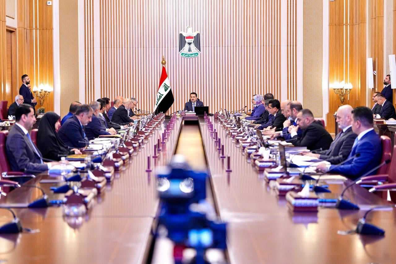 مجلس الوزراء يقرر صرف عيدية (100) ألف دينار لفئة الأيتام من المشمولين بالإعانة الاجتماعية