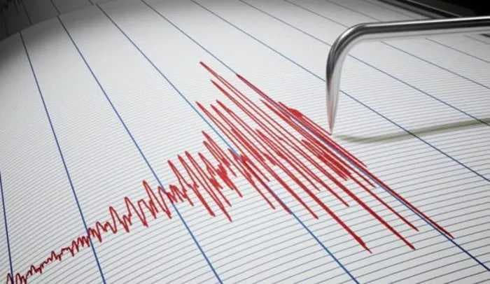 زلزال بقوة 3.7 درجات يضرب مدينة إزمير التركية