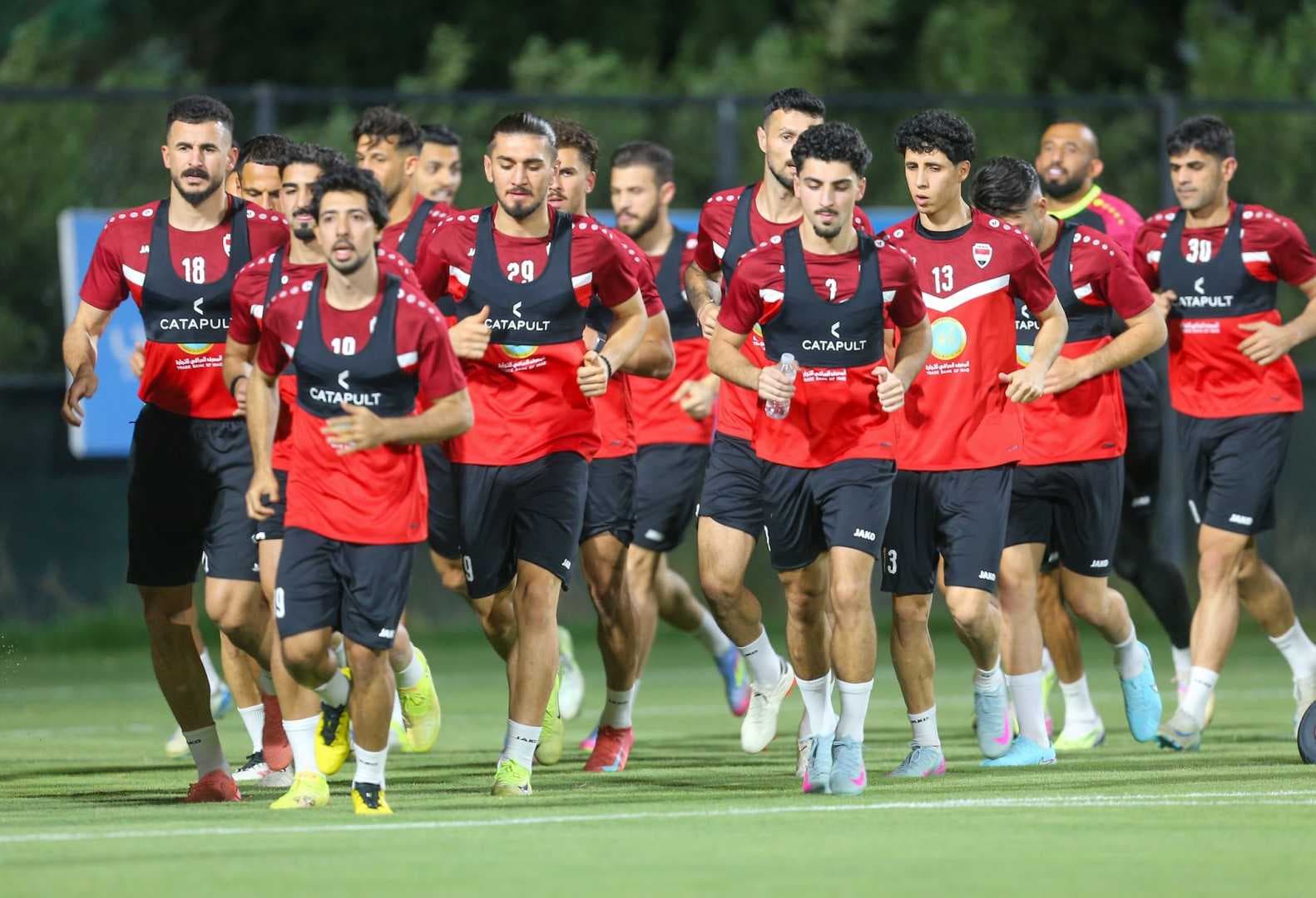 شبح الإيقاف يهدد خمسة لاعبين بالغياب عن مباراة الأردن