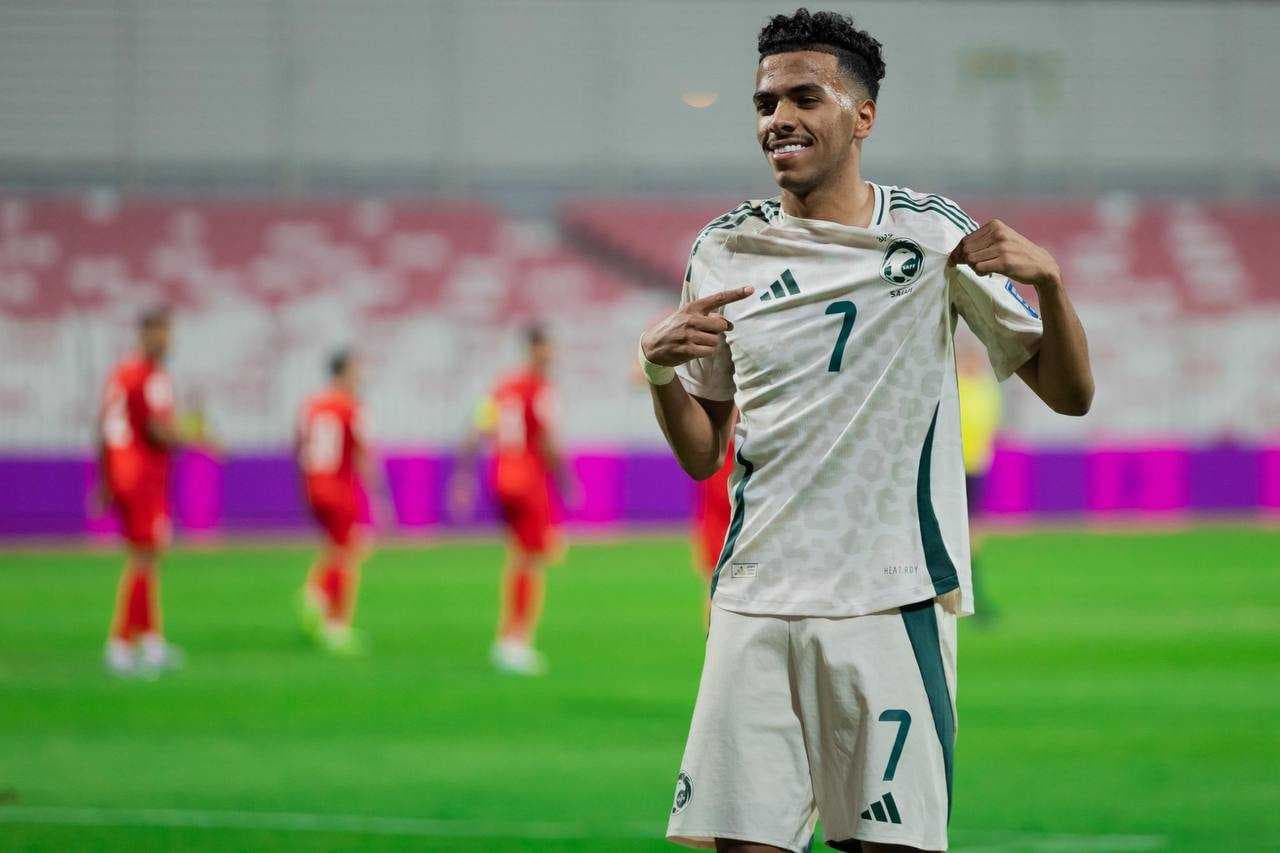 المنتخب البحريني يودع تصفيات المونديال بعد خسارته بنتيجة 2_0 أمام السعودية.
