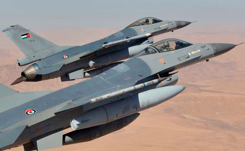 الجيش الأردني: طائرات سلاح الجو الملكي ومنظومات الدفاع اعترضت صواريخ ومسيرات دخلت المجال الجوي