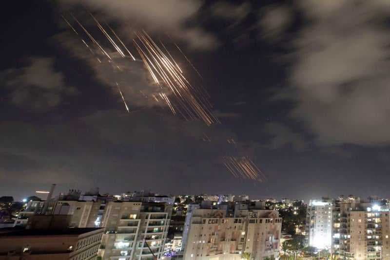 التلفزيون الإيراني: الحرس الثوري يشن هجوماً صاروخياً جديداً على الأراضي المحتلة