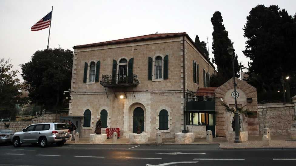 أمريكا تغلق سفارتها وقنصلياتها في القدس وتل أبيب