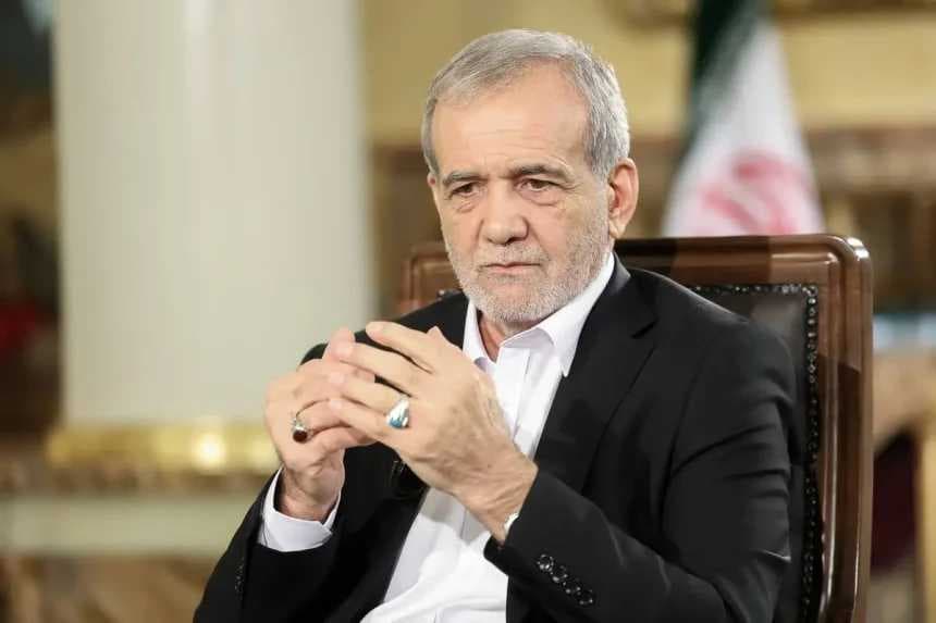 الرئيس الإيراني: نؤيد منطقة خالية من الأسلحة النووية شرط أن يشمل ذلك الكيان الصهيوني
