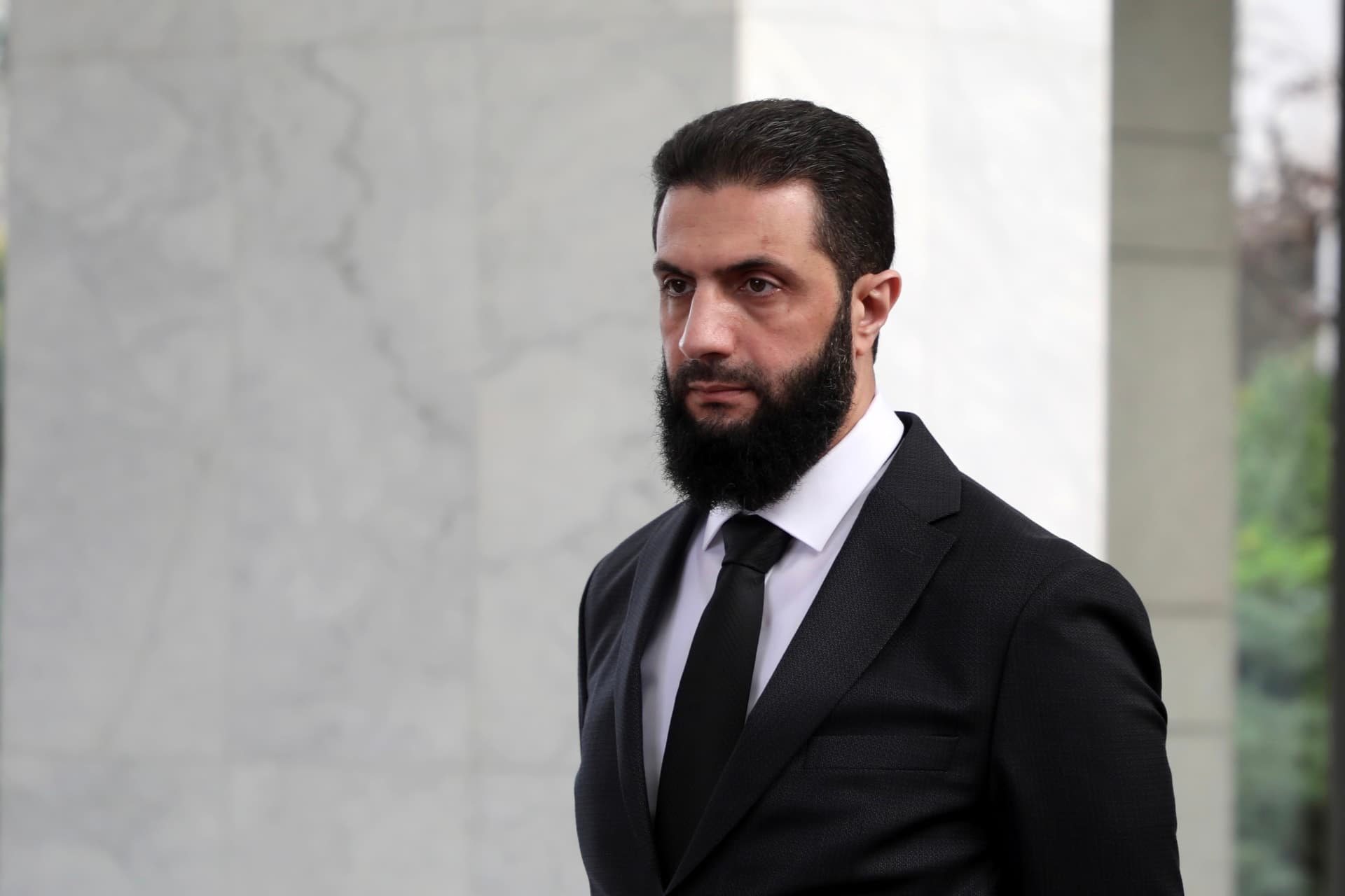 السلطات السورية تنفي أنباء محاولة اغتيال أحمد الشرع